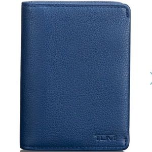 Tumi SLG card holder